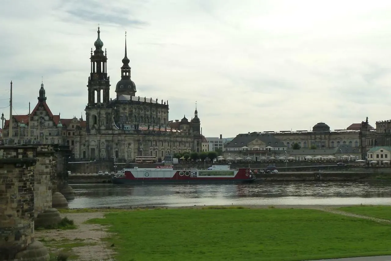 Apartment Fewo „Zum Napoleonstein“ Dresden Germany